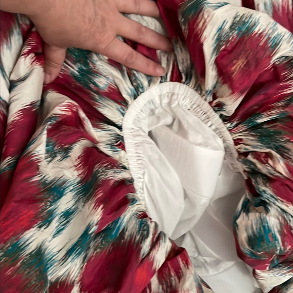 Hope for Flowers by Tracy Reese Red, White and Green Floral Midi Dress - Picture 4 of 12